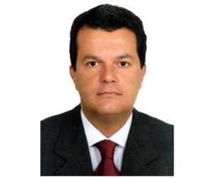 Dr. Ronaldo Cesar Coelho